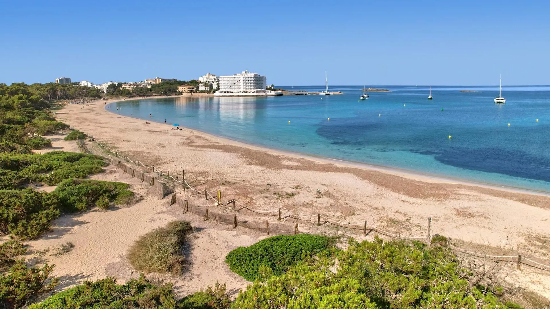 Universal Hotel Marques Colonia de Sant Jordi 4*,